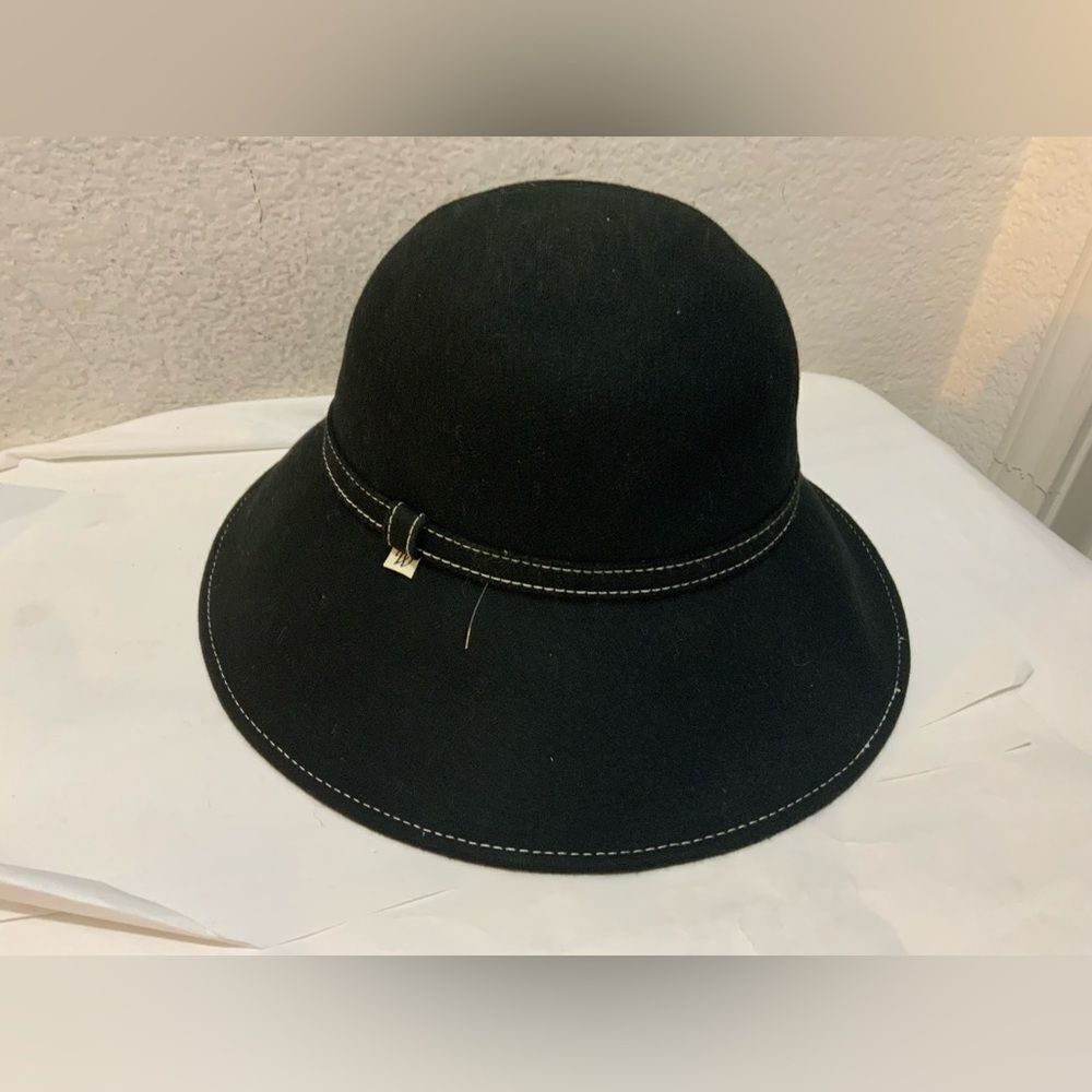 Harthorn by wallaroo Women’s Wallaroo wool hat NWOT 100% wool black